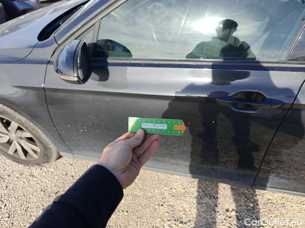  Volkswagen  Passat VOLKSWAGEN  / 2019 / 5P / familiar Variant Business 2.0 TDI 110kW #7