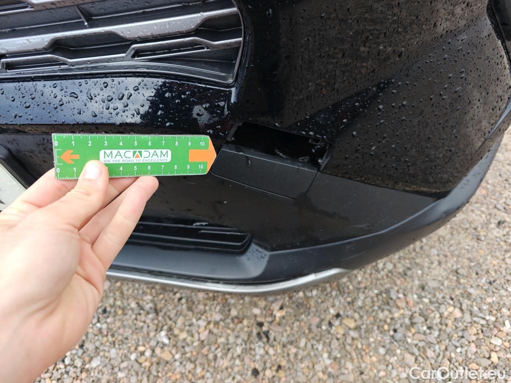  Toyota  RAV4 TOYOTA  / 2018 / 5P / todoterreno 2.5l 220H Advance #31