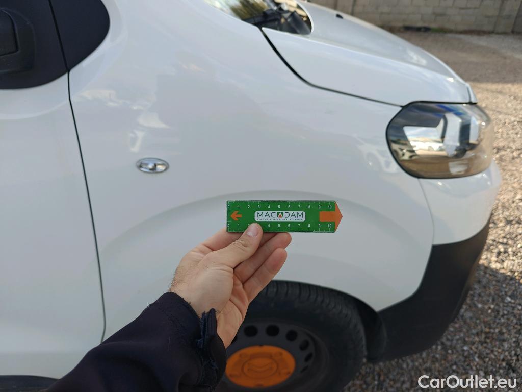  Citroen  Jumpy CITROEN  / 2016 / 4P / furgón Talla M BlueHDi 100 S&S 6v Control #102