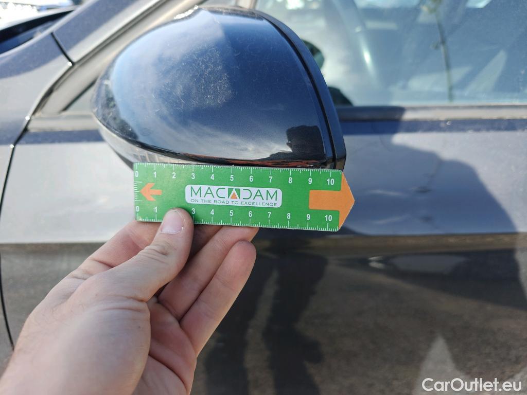  Volkswagen  Passat VOLKSWAGEN  / 2019 / 5P / familiar Variant Business 2.0 TDI 110kW #45