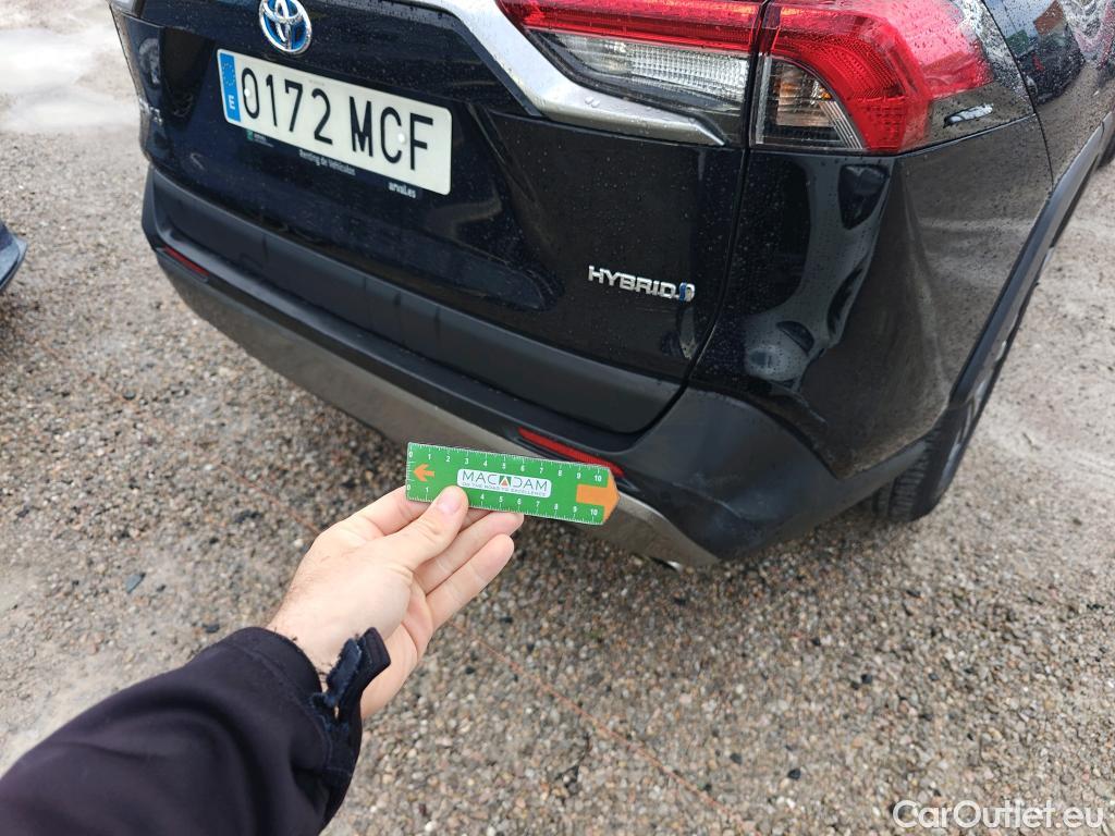  Toyota  RAV4 TOYOTA  / 2018 / 5P / todoterreno 2.5l 220H Advance #12