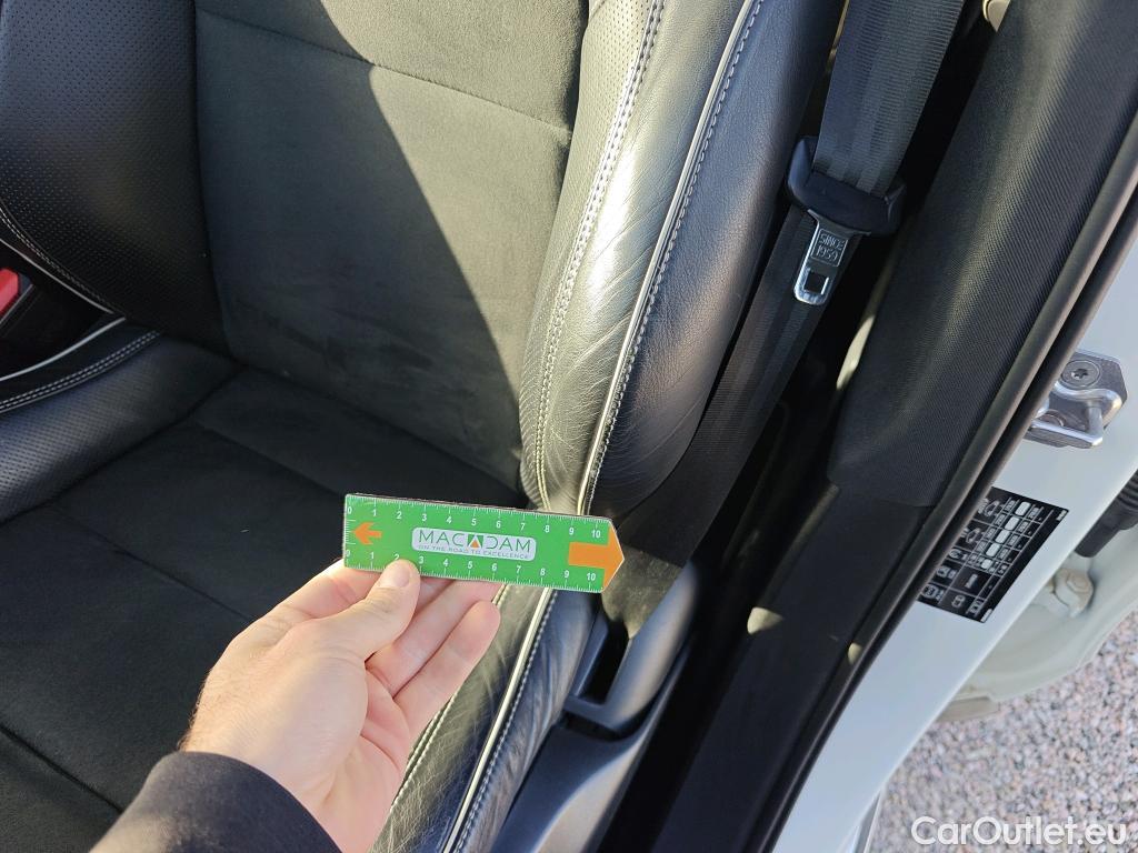  Volvo  XC90 VOLVO  / 2019 / 5P / todoterreno 2.0 T5 AWD R-Design Auto #11