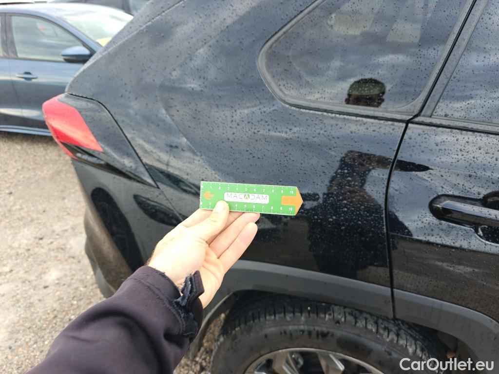  Toyota  RAV4 TOYOTA  / 2018 / 5P / todoterreno 2.5l 220H Advance #14