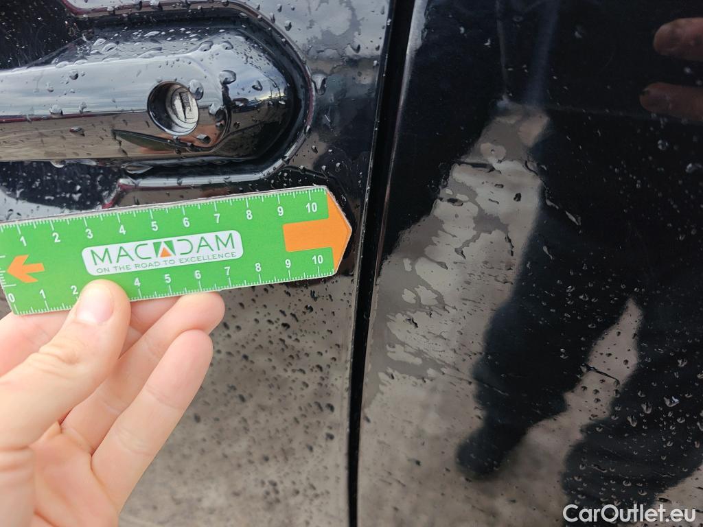  Toyota  RAV4 TOYOTA  / 2018 / 5P / todoterreno 2.5l 220H Advance #36