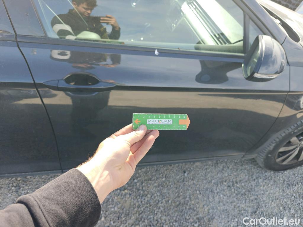  Volkswagen  Passat VOLKSWAGEN  / 2019 / 5P / familiar Variant Business 2.0 TDI 110kW #60