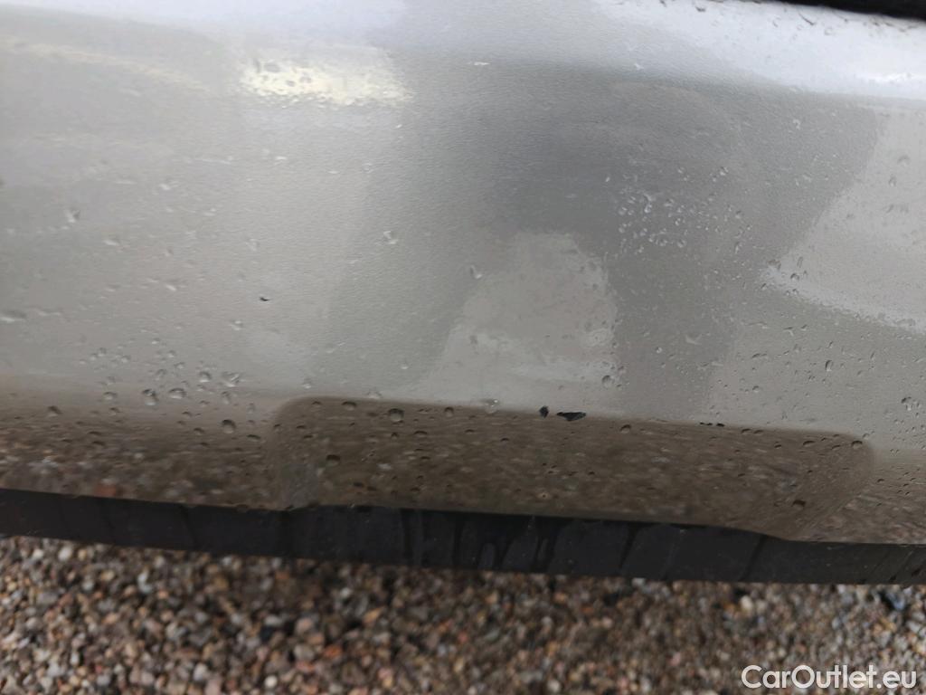  Toyota  RAV4 TOYOTA  / 2018 / 5P / todoterreno 2.5l 220H Advance #24