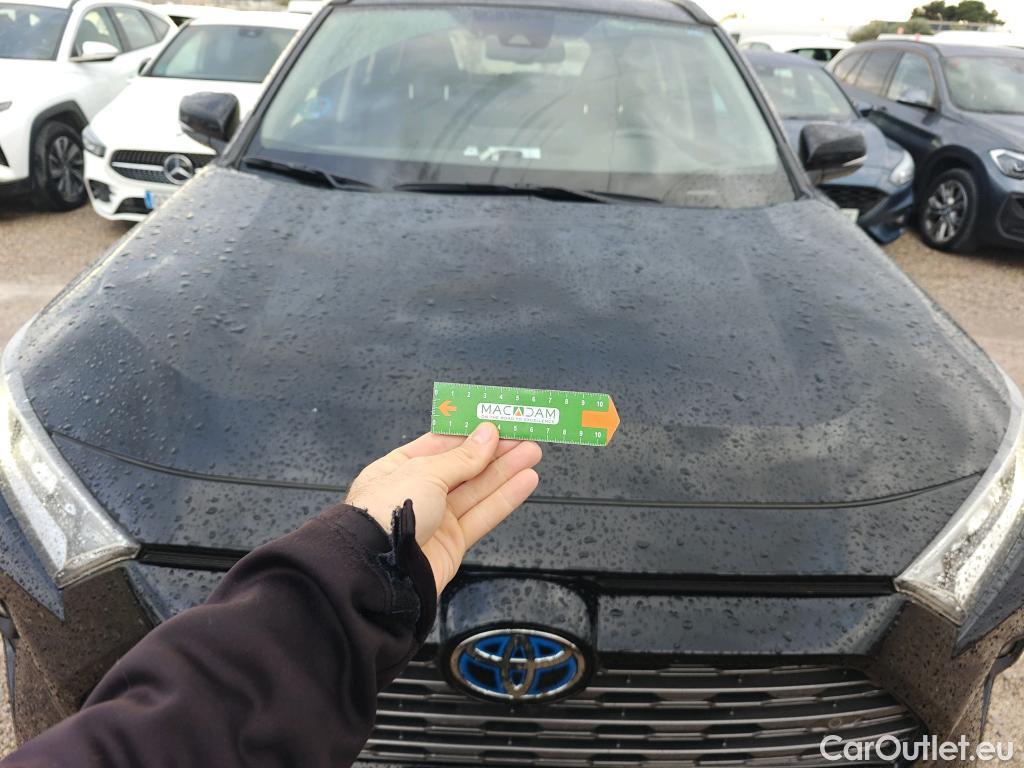  Toyota  RAV4 TOYOTA  / 2018 / 5P / todoterreno 2.5l 220H Advance #8