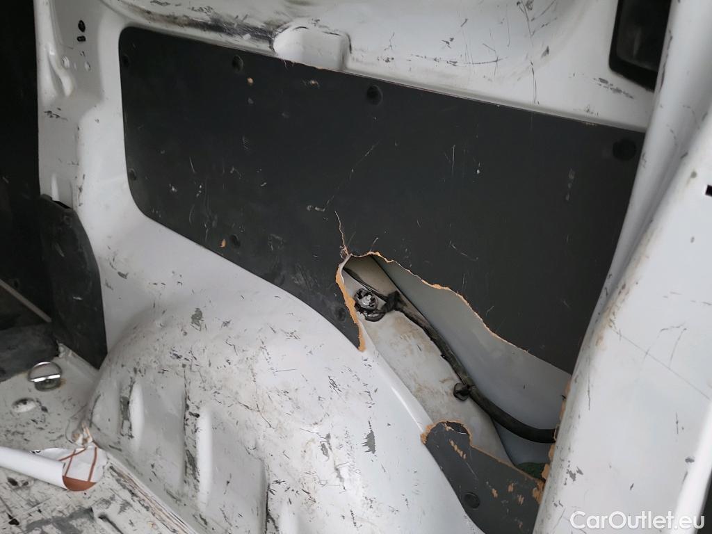  Land Rover  Discovery FIAT Scudo / 2021 / 4P / furgón Furgón L2 120cv MT6 Business #26