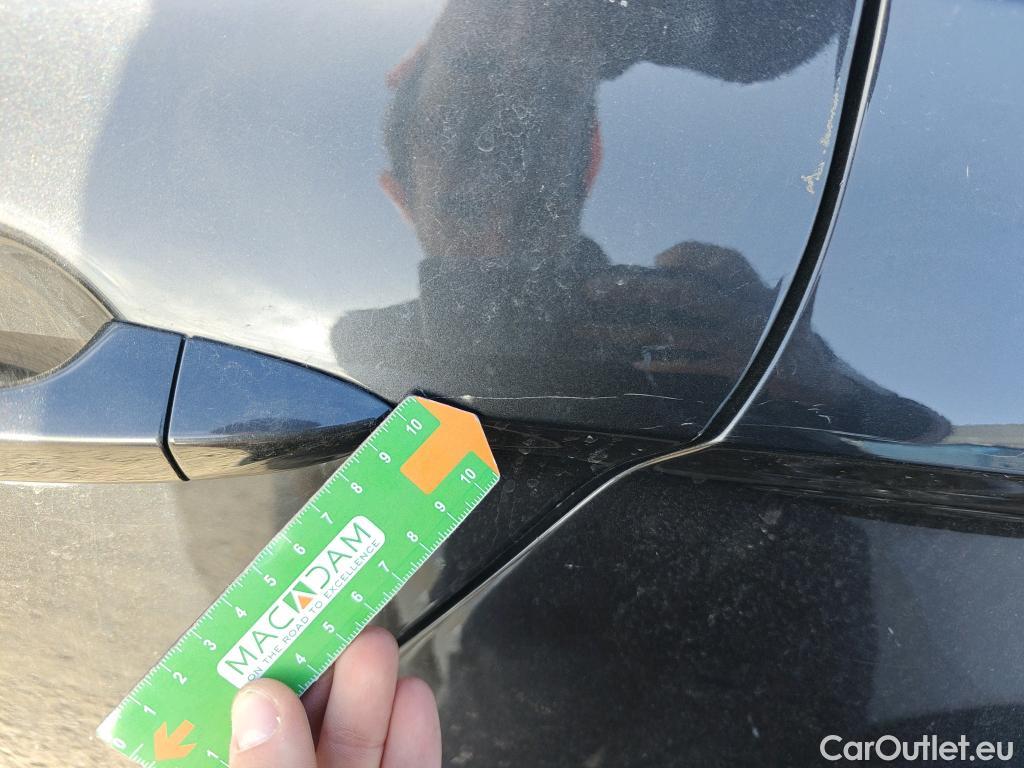  Volkswagen  Passat VOLKSWAGEN  / 2019 / 5P / familiar Variant Business 2.0 TDI 110kW #13