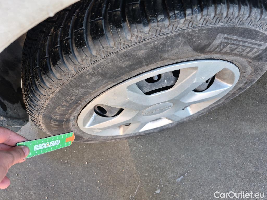  Dacia  Dokker DACIA  / 2013 / 4P / furgón derivado de turismo Van Essential Blue dCi 70kW (95CV) #21