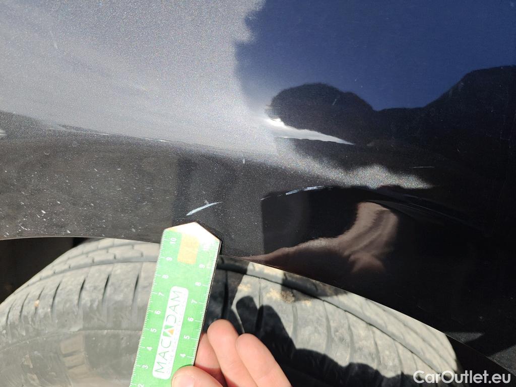  Volkswagen  Passat VOLKSWAGEN  / 2019 / 5P / familiar Variant Business 2.0 TDI 110kW #50