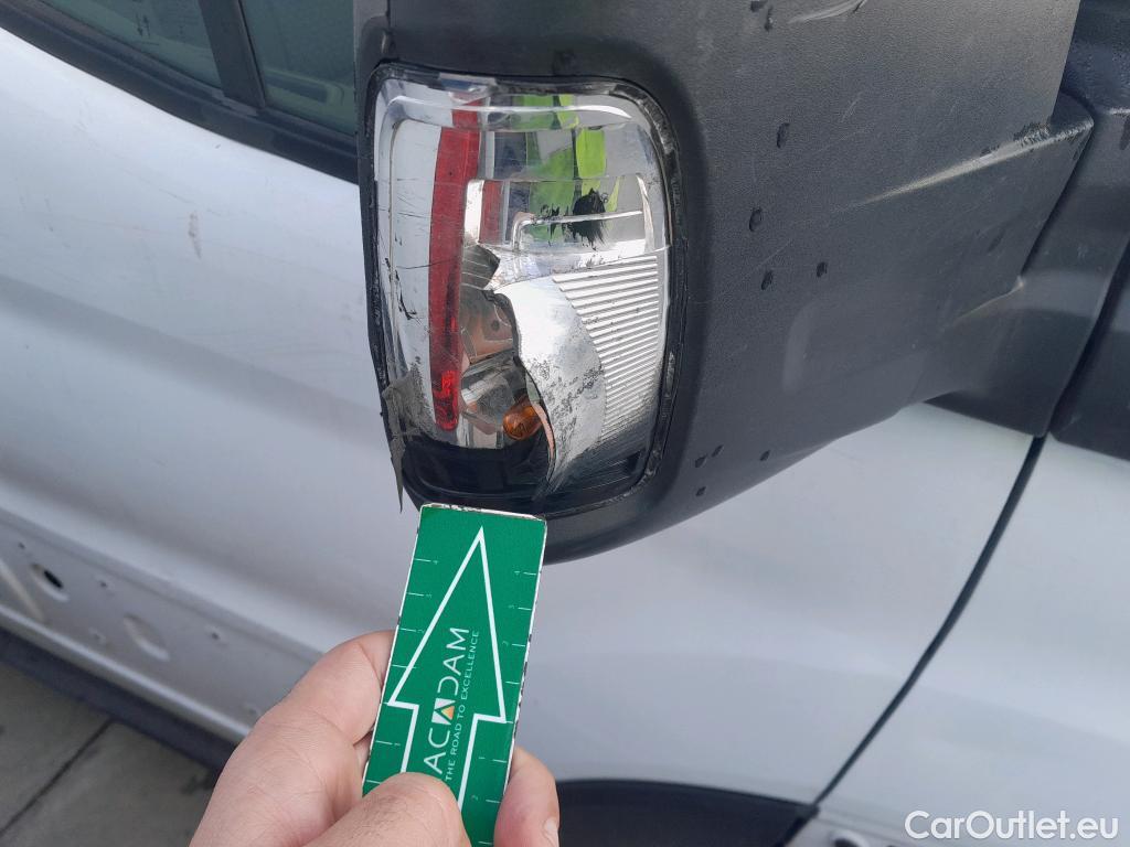  Ford  Transit FORD  / 2013 / 4P / furgón 350 96kW L3H2 Van Trend FWD MHEV #71