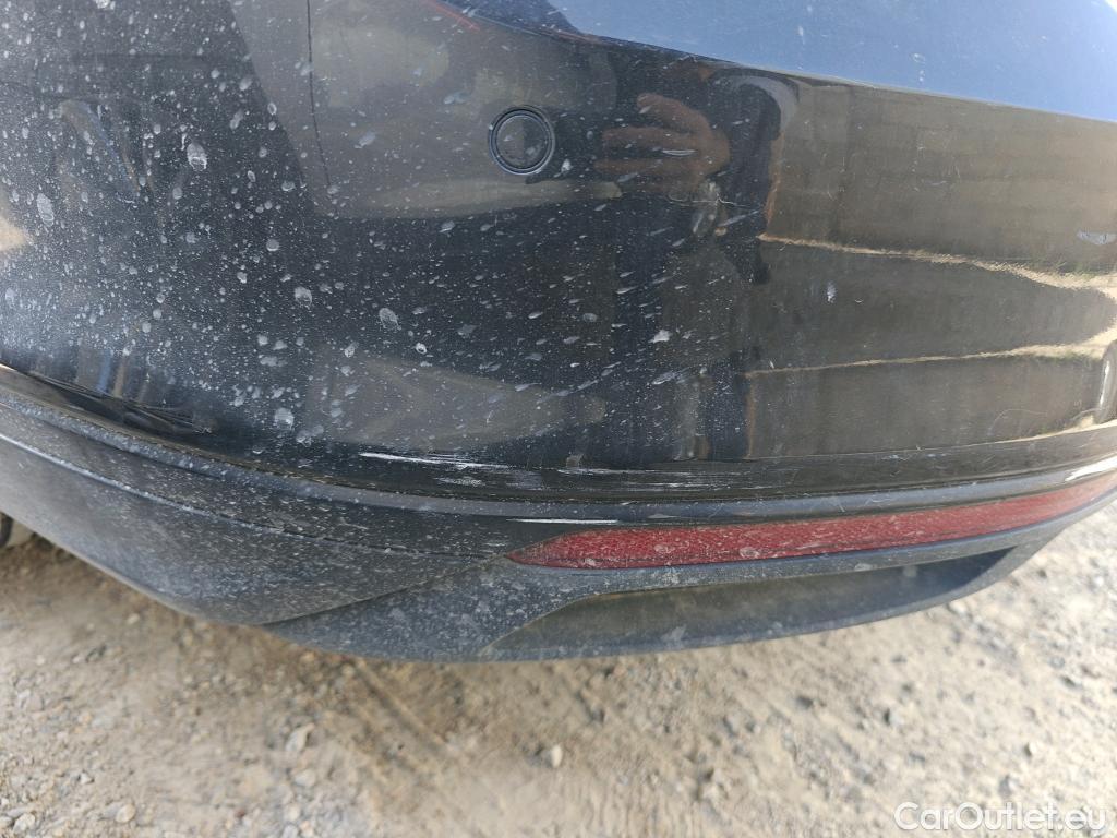  Volkswagen  Passat VOLKSWAGEN  / 2019 / 5P / familiar Variant Business 2.0 TDI 110kW #40