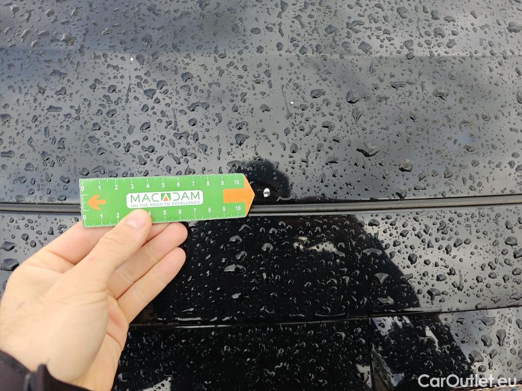  Toyota  RAV4 TOYOTA  / 2018 / 5P / todoterreno 2.5l 220H Advance #9