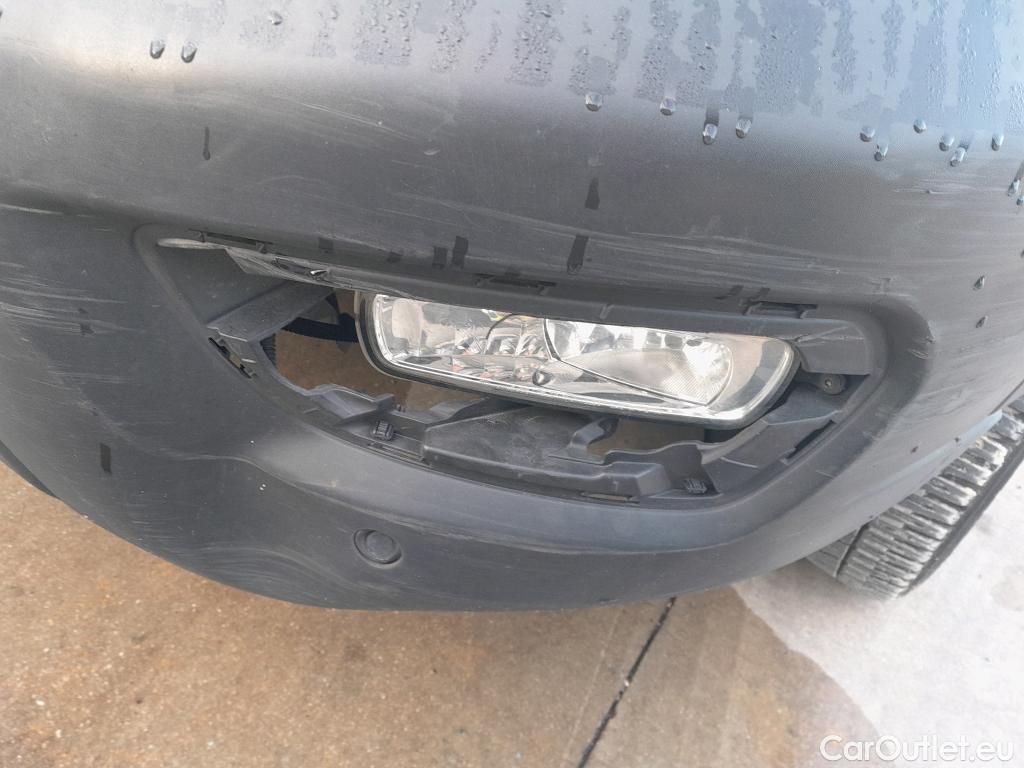  Ford  Transit FORD  / 2013 / 4P / furgón 350 96kW L3H2 Van Trend FWD MHEV #64