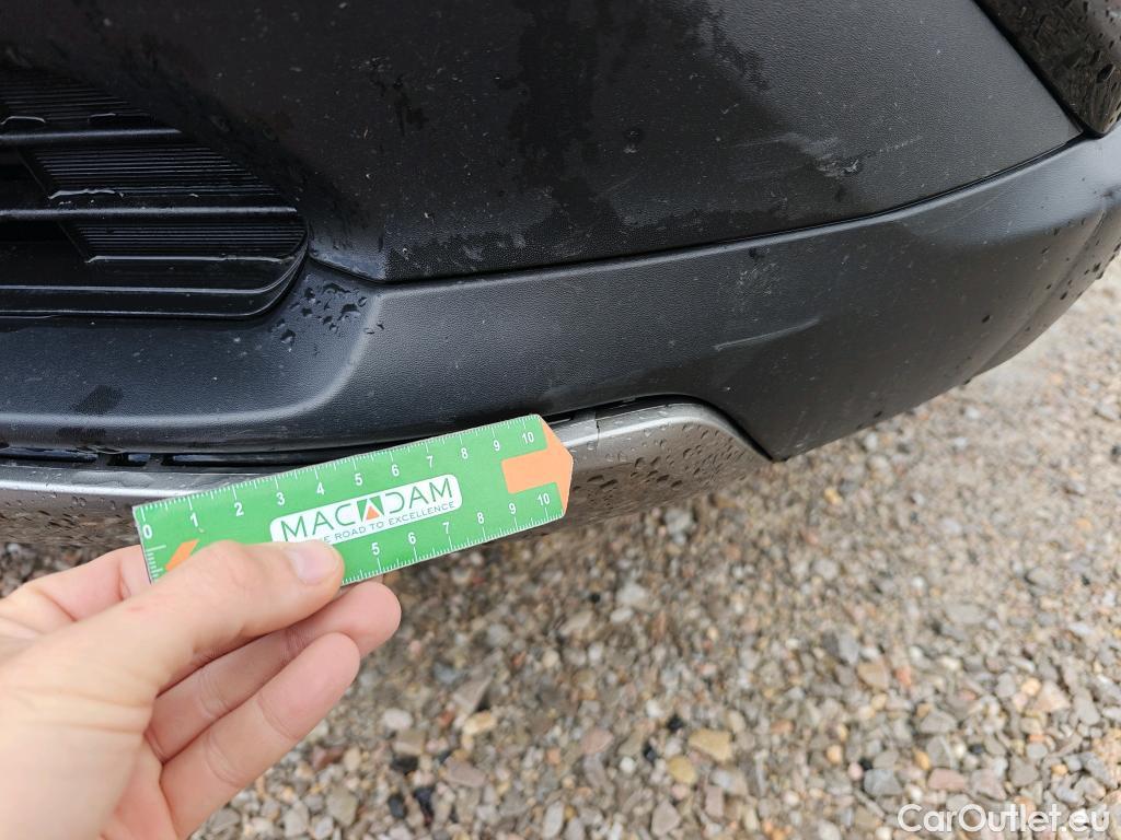  Toyota  RAV4 TOYOTA  / 2018 / 5P / todoterreno 2.5l 220H Advance #7