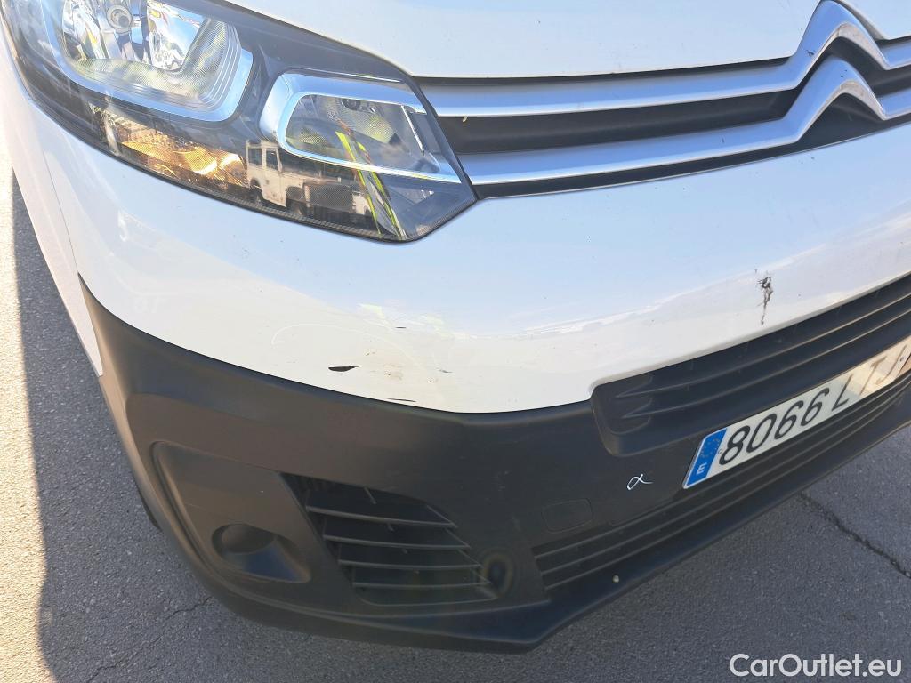  Citroen  Jumpy CITROEN  / 2016 / 4P / combi Combi Talla XL BlueHDi 120 S&S Confort #68