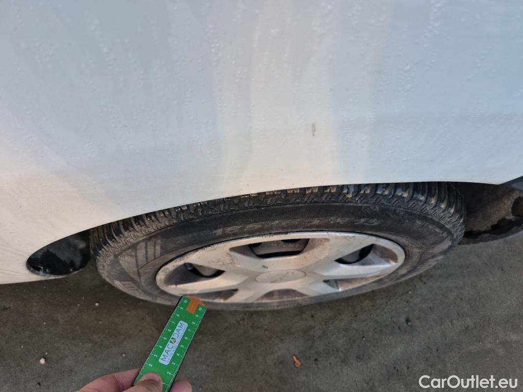  Dacia  Dokker DACIA  / 2013 / 4P / furgón derivado de turismo Van Essential Blue dCi 70kW (95CV) #19