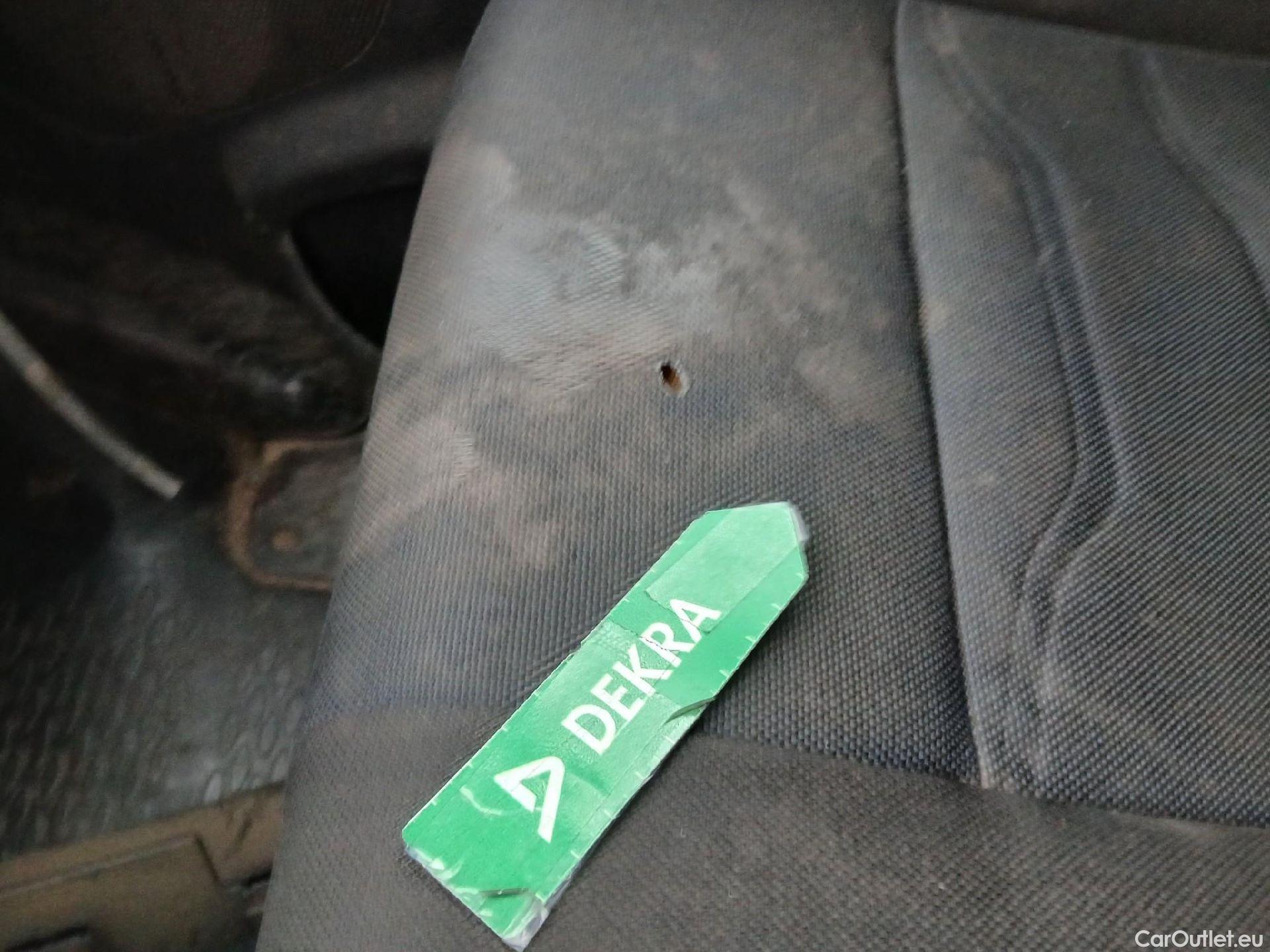  Iveco  Daily IVECO  / 2014 / 4P / chasis doble cabina 35C 14 D 3750 #23