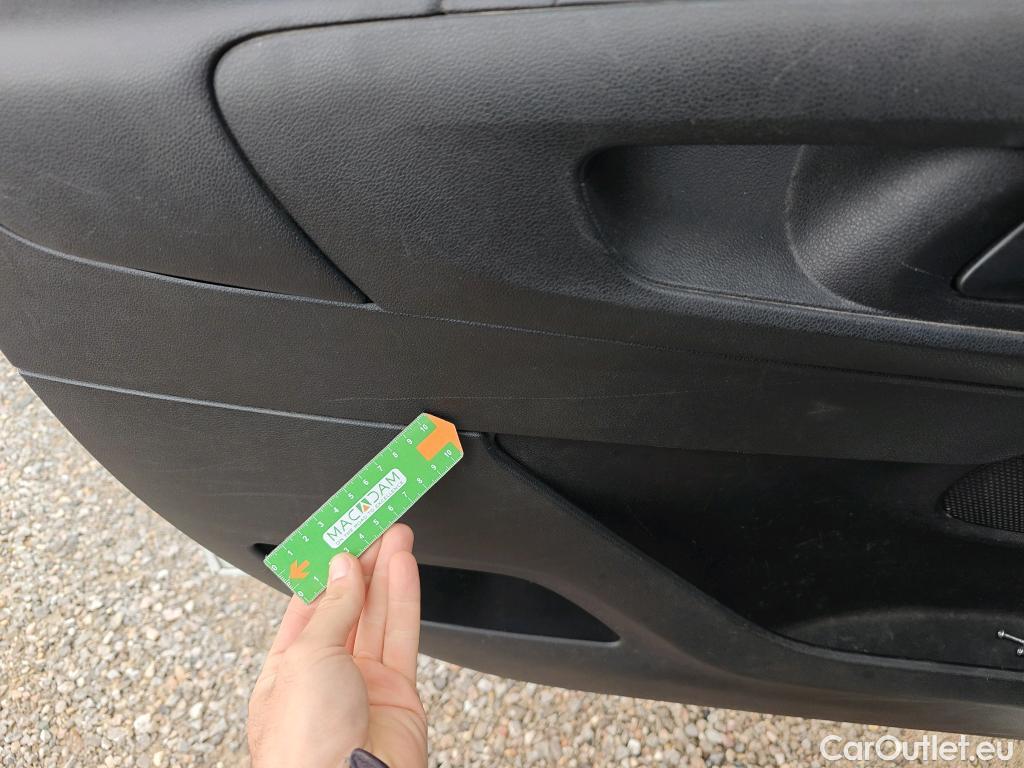  Opel  Combo OPEL  / 2018 / 4P / furgón derivado de turismo 1.5TD 75kW (100CV) Express XL H1 1000kg #53