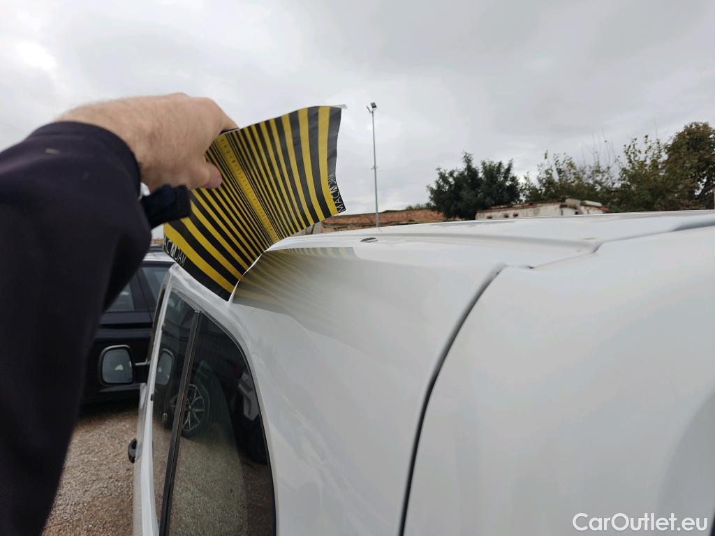  Opel  Combo OPEL  Life / 2018 / 5P / combi 1.5 TD 75kW (100CV) S/S Edition L (IND) #4