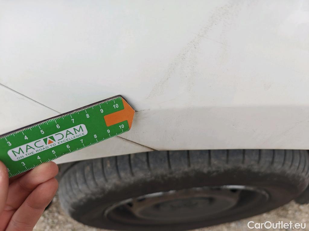  Opel  Combo OPEL  / 2018 / 3P / furgón derivado de turismo 1.5 TD 75kW (100CV) Express L H1 650kg (AC2) #46