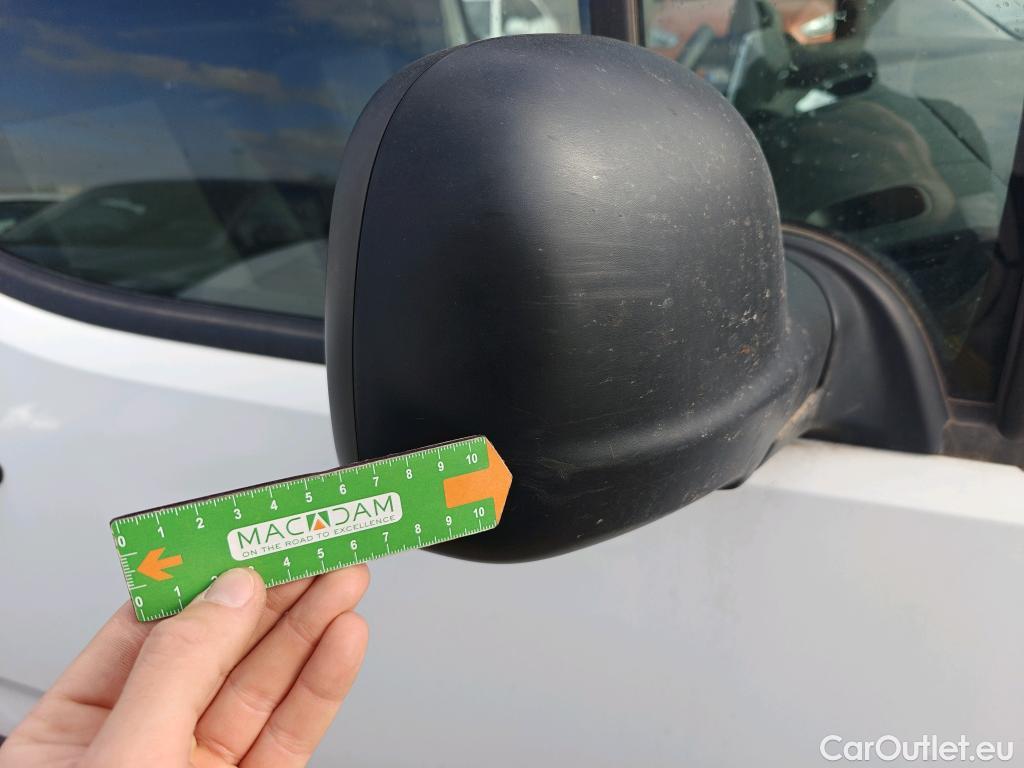  Opel  Combo OPEL  / 2018 / 3P / furgón derivado de turismo 1.5 TD 75kW (100CV) Express L H1 650kg (AC2) #53