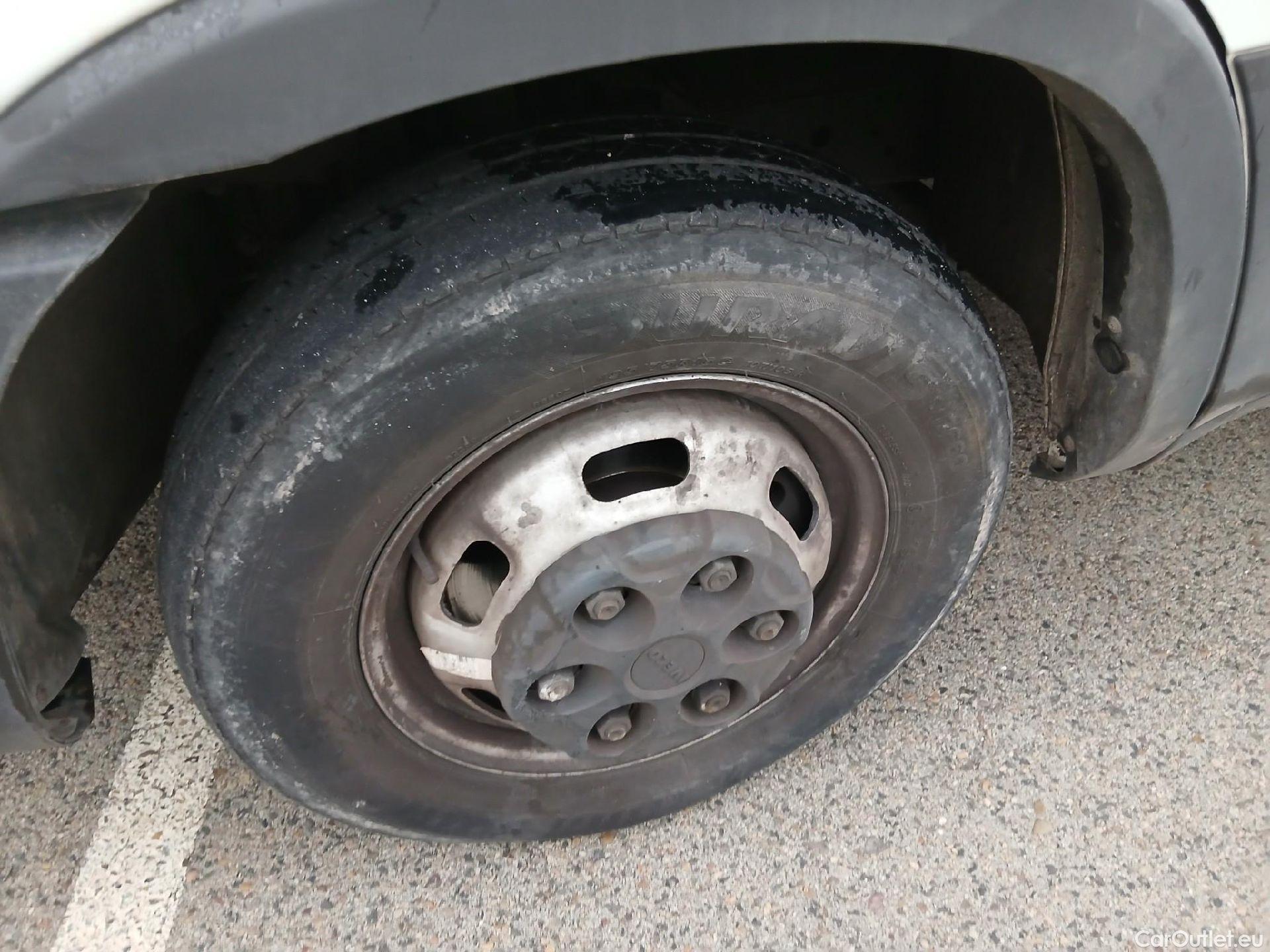  Iveco  Daily IVECO  / 2014 / 4P / chasis doble cabina 35C 14 D 3750 #4