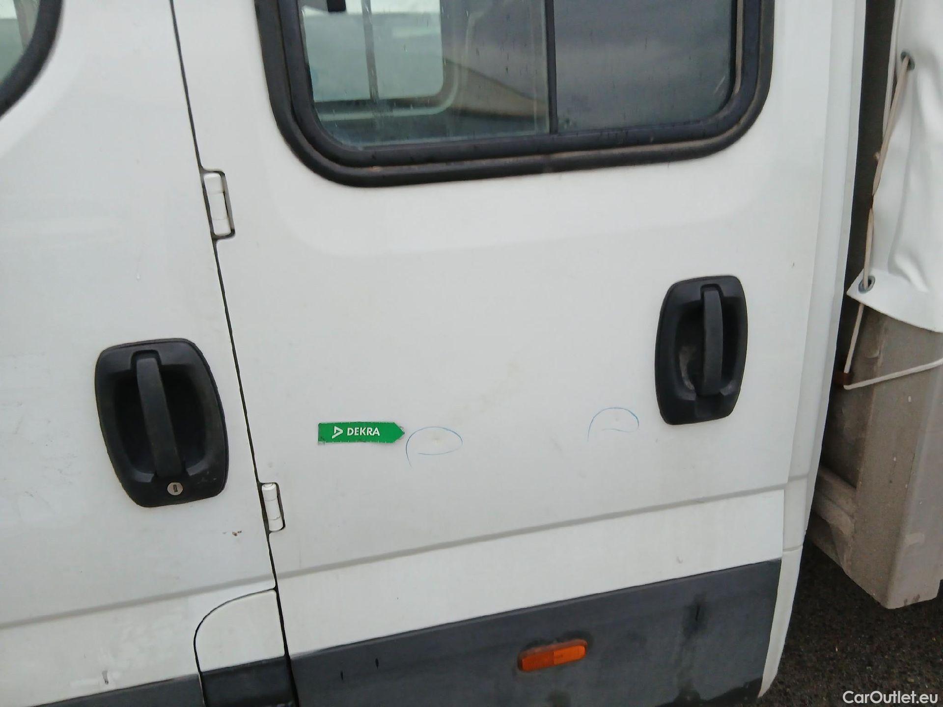  Iveco  Daily IVECO  / 2014 / 4P / chasis doble cabina 35C 14 D 3750 #16