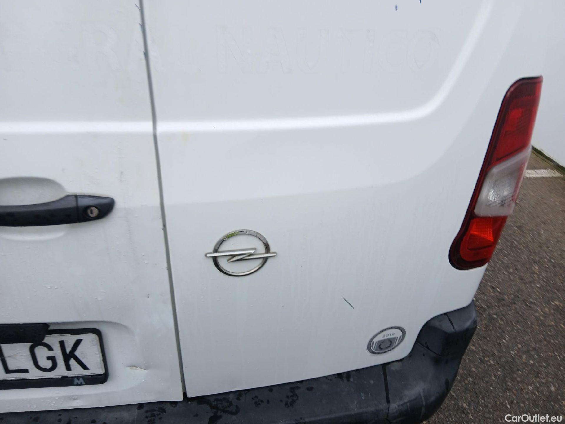  Opel  Combo OPEL  / 2018 / 3P / furgón derivado de turismo 1.6 TD S/S 74kW (100CV) Express L H1 650 #19