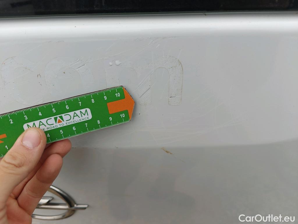  Opel  Combo OPEL  Life / 2018 / 5P / combi 1.5 TD 75kW (100CV) S/S Edition L (IND) #9