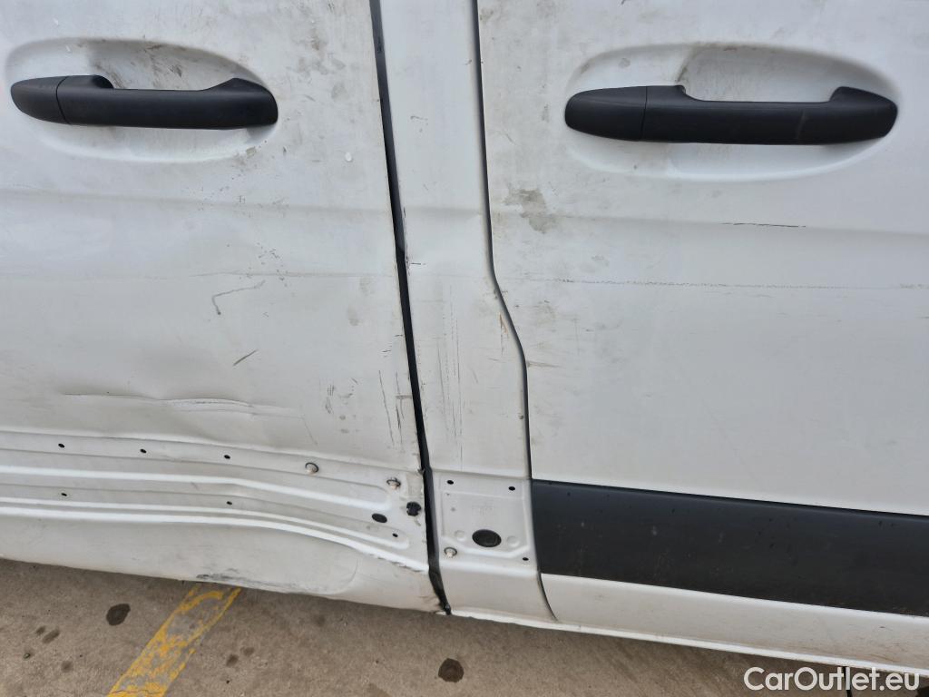  Mercedes  Sprinter MERCEDES-BENZ  / 2018 / 4P / furgón 311 CDI MEDIO 3.5T T. ALTO #23