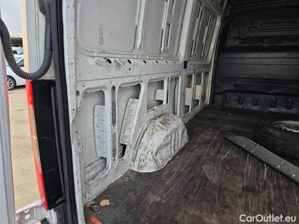  Mercedes  Sprinter MERCEDES-BENZ  / 2018 / 4P / furgón 311 CDI MEDIO 3.5T T. ALTO #1