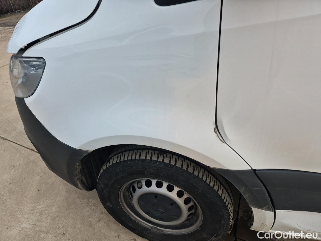  Mercedes  Sprinter MERCEDES-BENZ  / 2018 / 4P / furgón 311 CDI MEDIO 3.5T T. ALTO #48