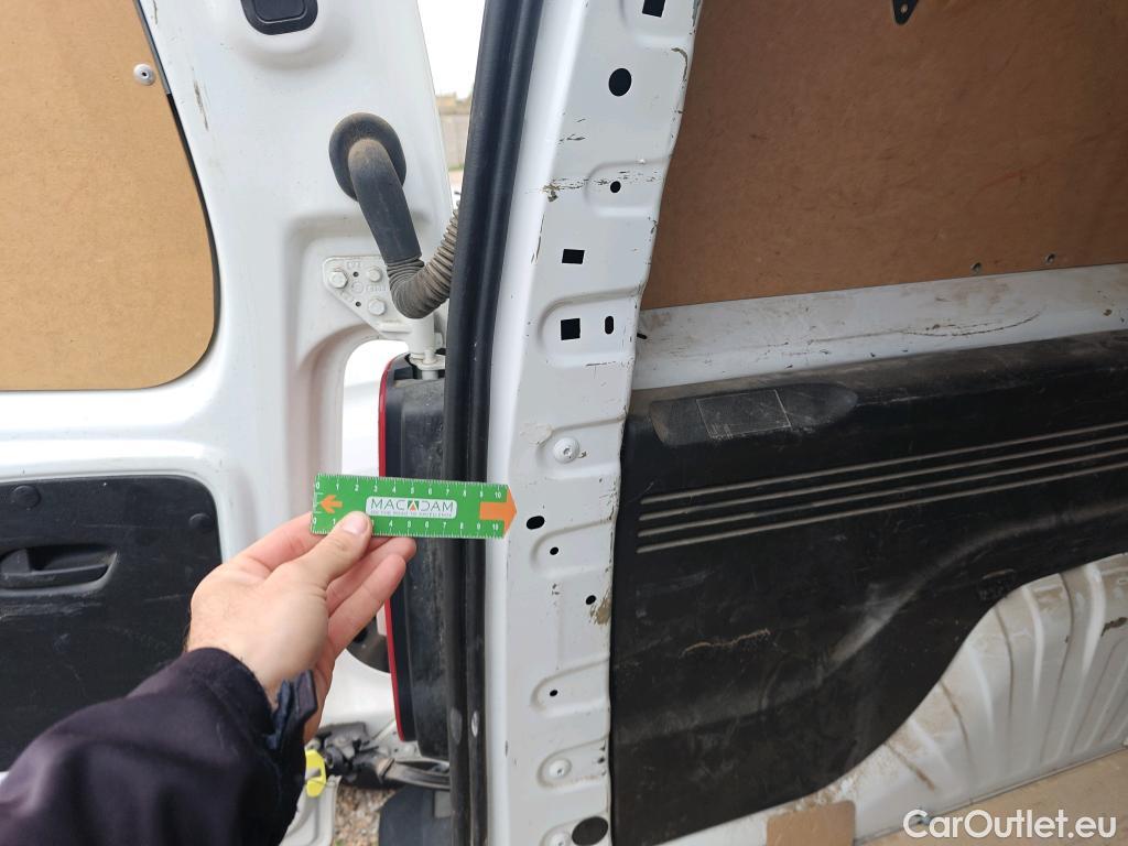  Opel  Combo OPEL  / 2018 / 4P / furgón derivado de turismo 1.5TD 75kW (100CV) Express XL H1 1000kg #24