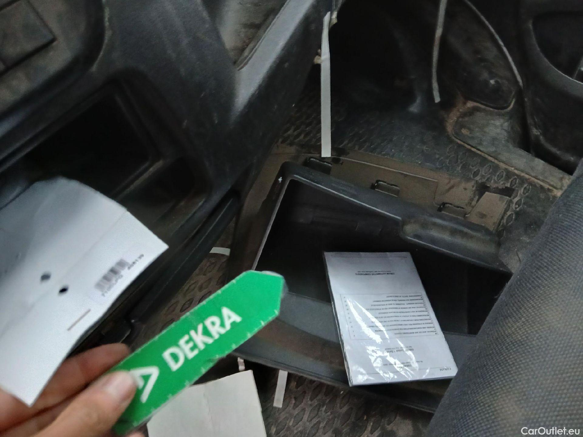  Iveco  Daily IVECO  / 2014 / 4P / chasis doble cabina 35C 14 D 3750 #21