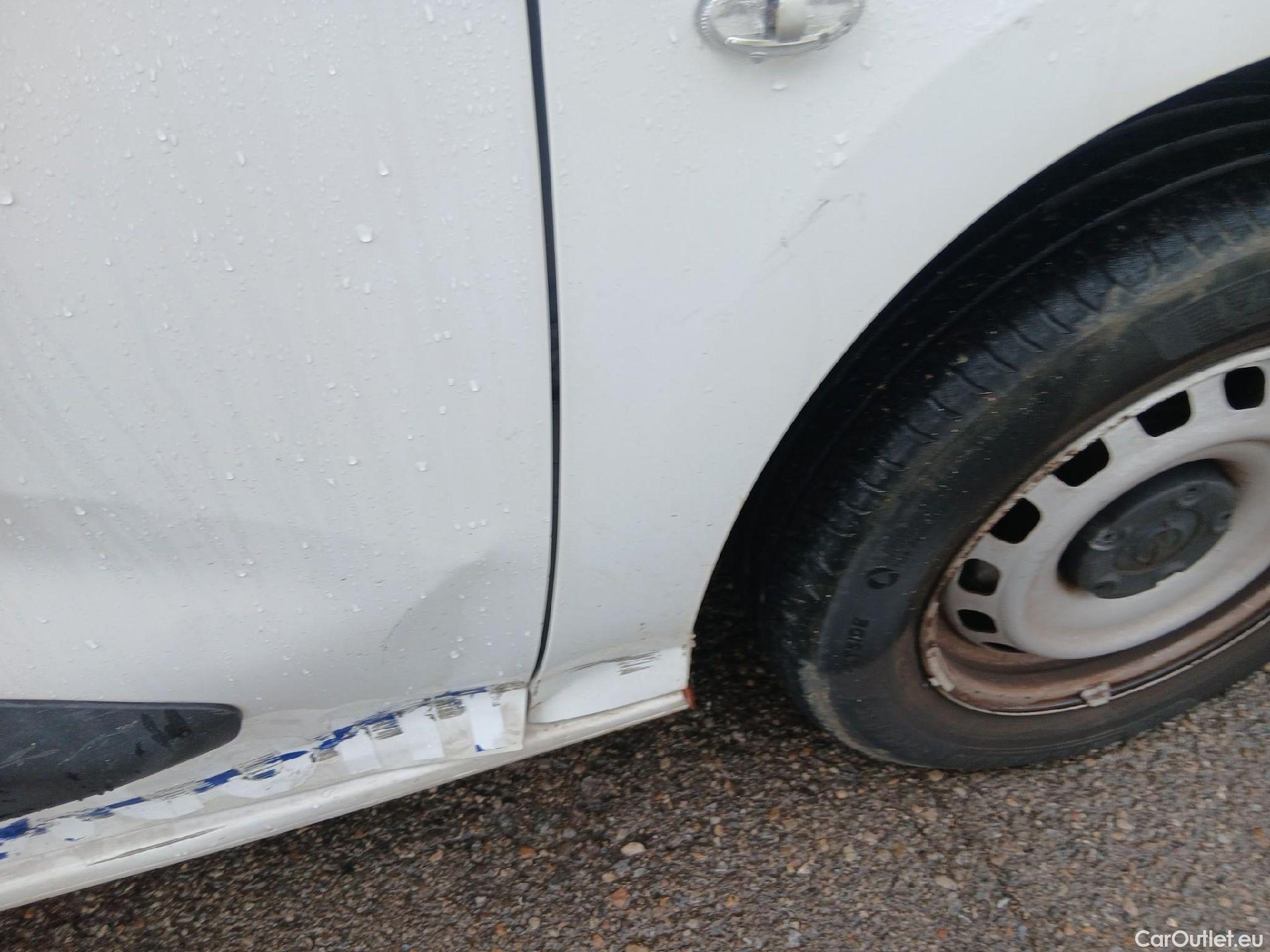  Opel  Combo OPEL  / 2018 / 3P / furgón derivado de turismo 1.6 TD S/S 74kW (100CV) Express L H1 650 #28