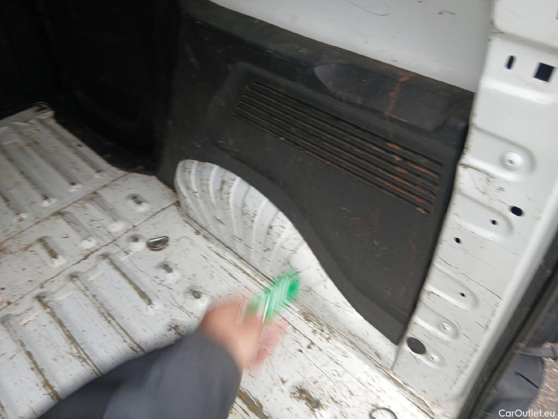  Opel  Combo OPEL  / 2018 / 3P / furgón derivado de turismo 1.6 TD S/S 74kW (100CV) Express L H1 650 #34