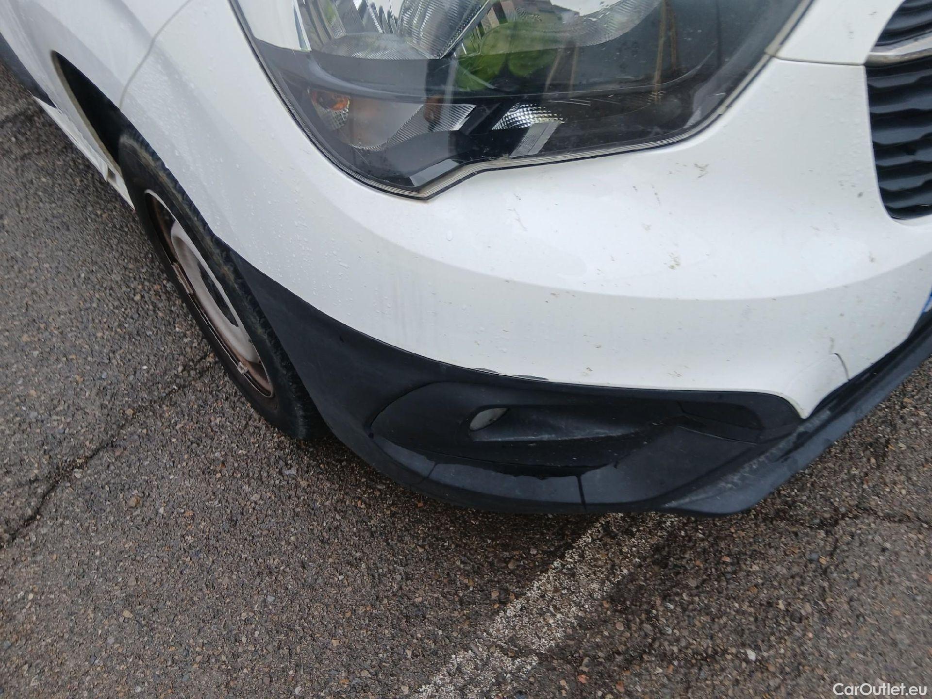  Opel  Combo OPEL  / 2018 / 3P / furgón derivado de turismo 1.6 TD S/S 74kW (100CV) Express L H1 650 #3