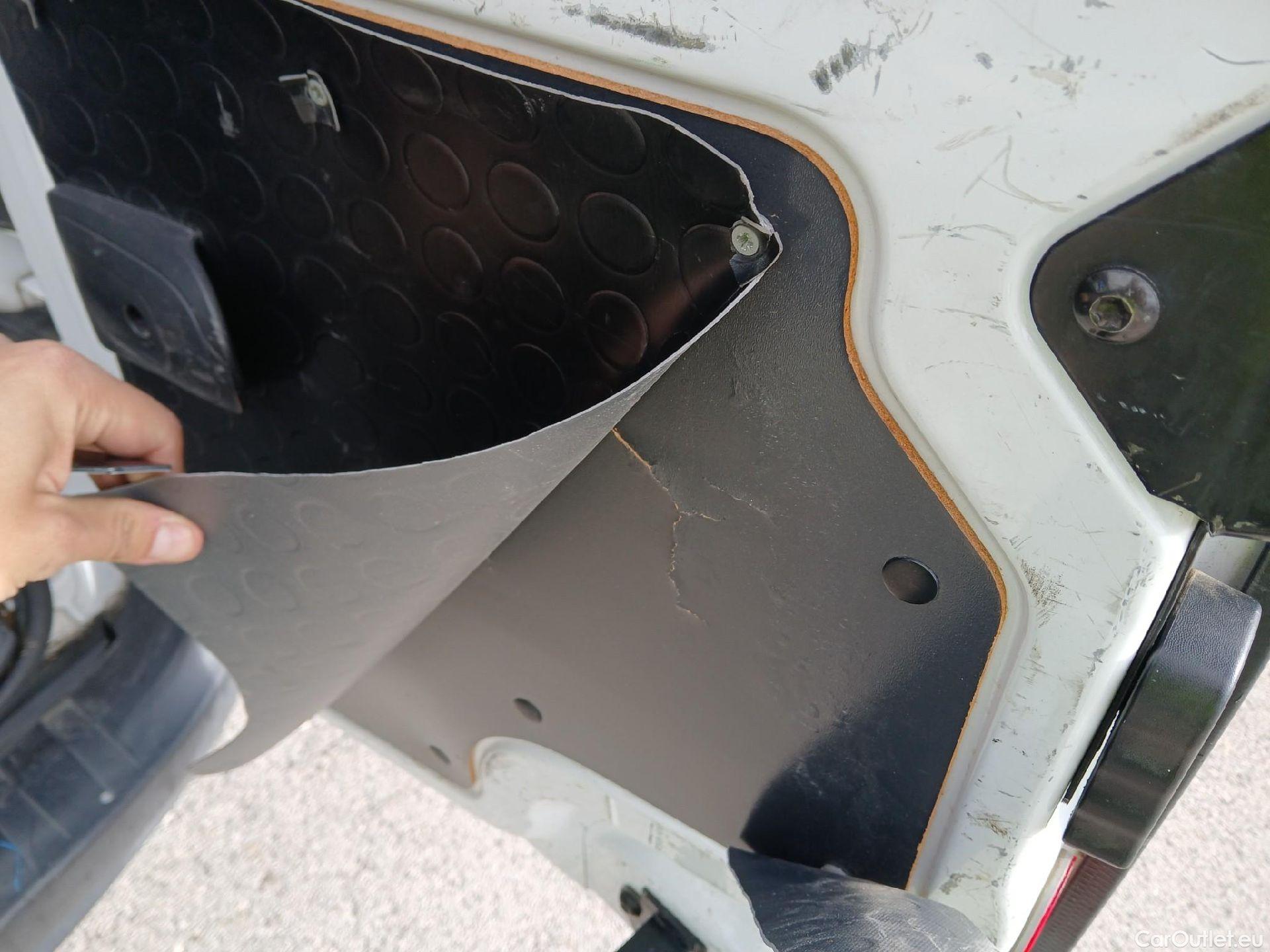  Renault  Kangoo RENAULT  Combi / 2013 / 4P / combi Profesional M1-AF Blue dCi 70 kW (95 CV) #19