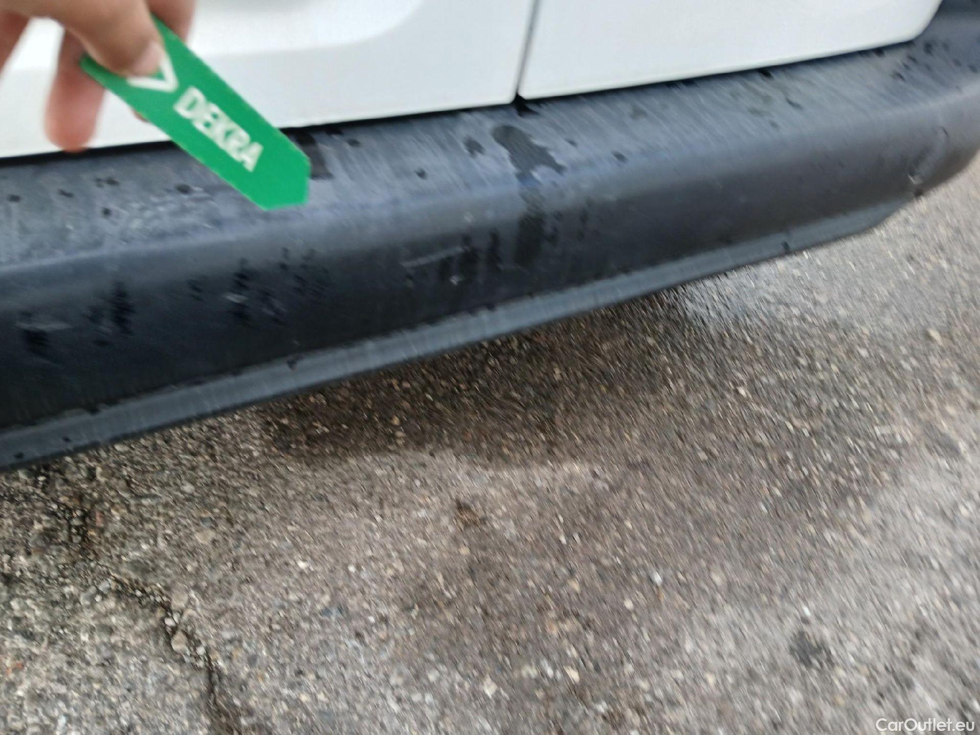  Peugeot  Partner PEUGEOT  / 2018 / 3P / furgón derivado de turismo Pro Standard 600kg BlueHDi 73kW #31