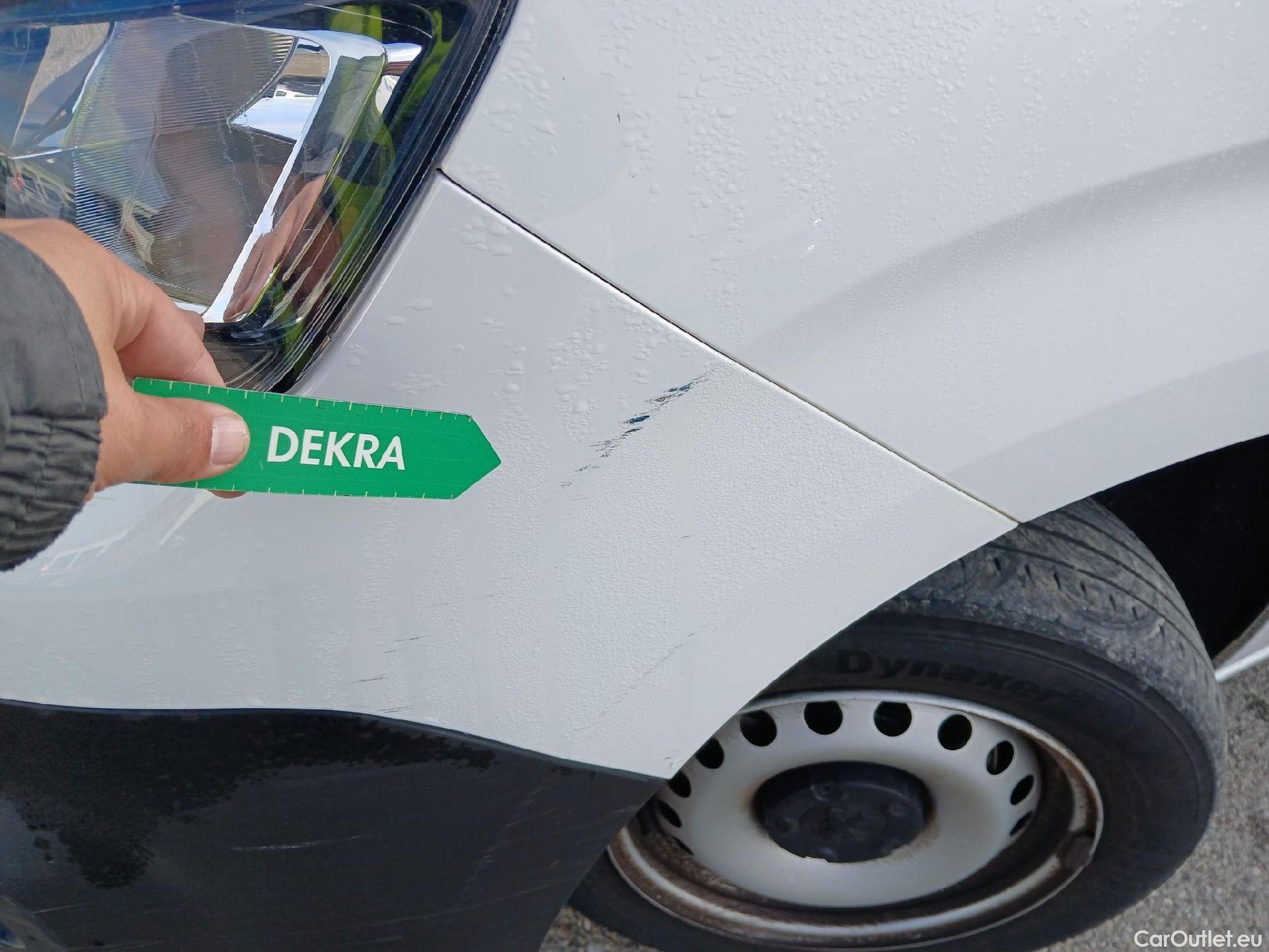  Peugeot  Partner PEUGEOT  / 2018 / 3P / furgón derivado de turismo Pro Standard 600kg BlueHDi 73kW #11