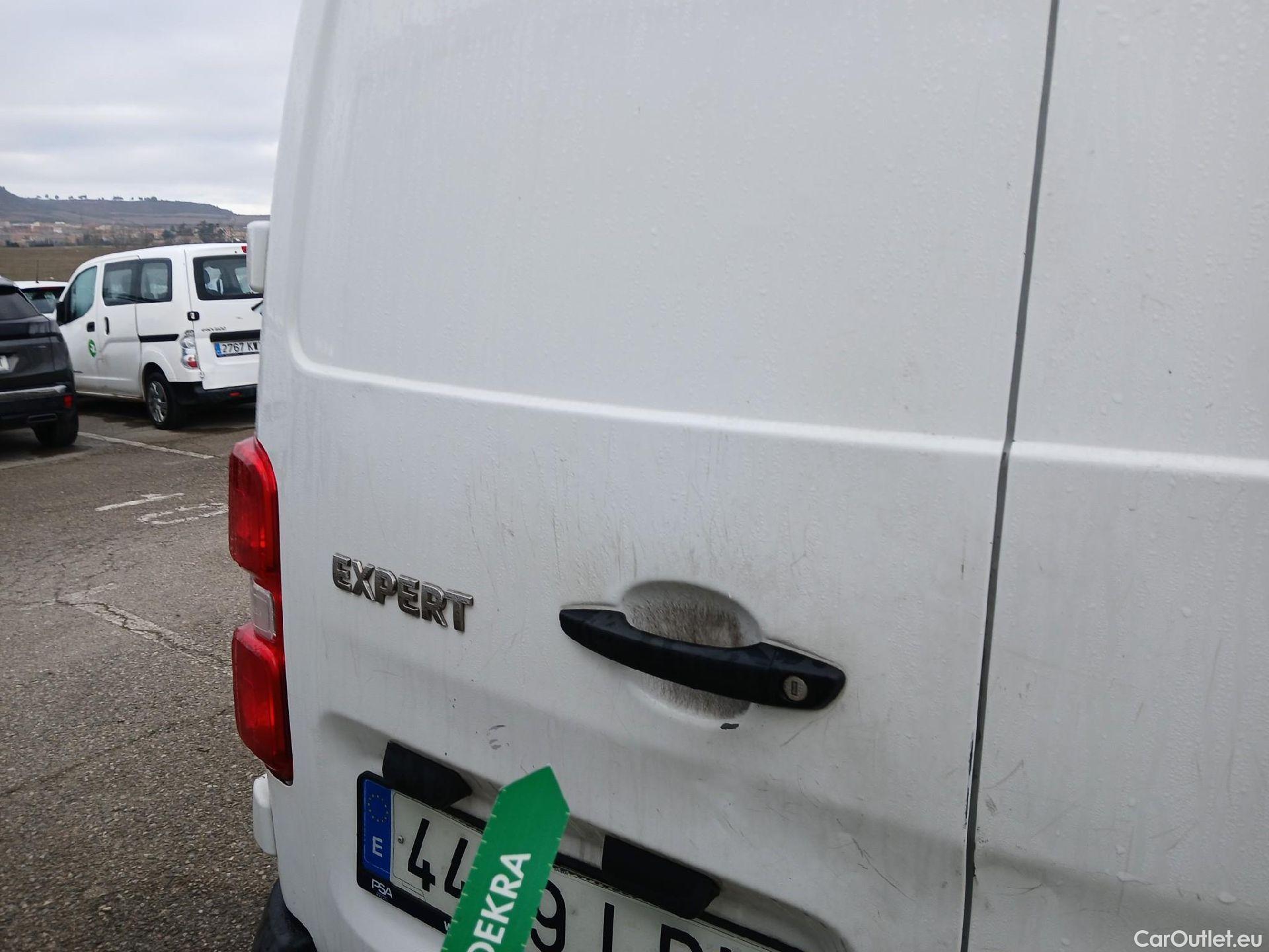  Peugeot  Expert PEUGEOT   Furgón Pro 2.0 BlueHDi 120 S&S Standard (CX) #67