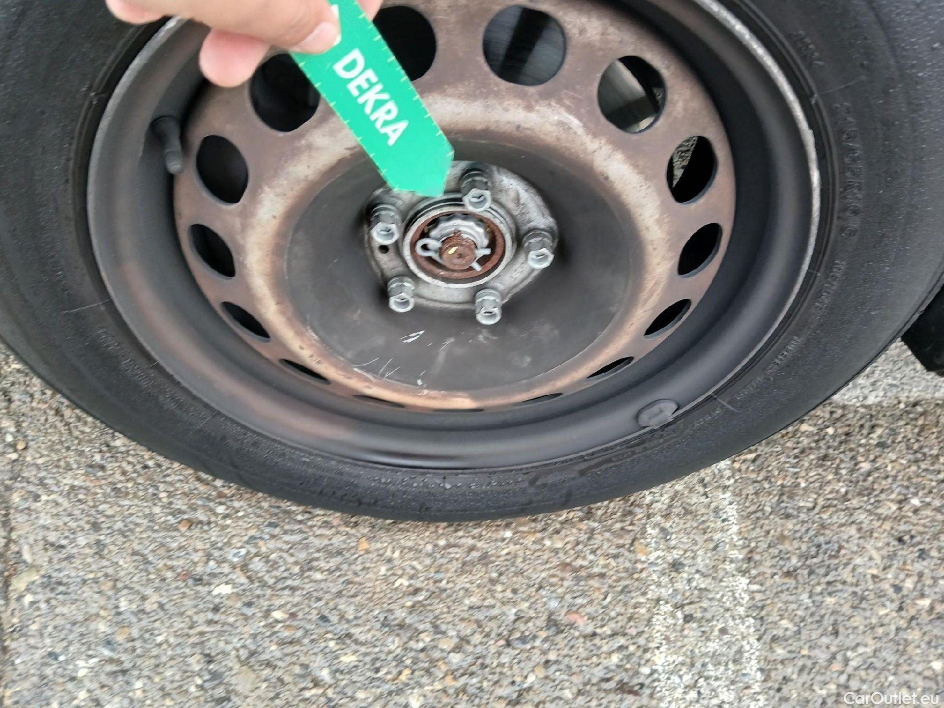  Peugeot  Expert PEUGEOT   Furgón Pro 2.0 BlueHDi 120 S&S Standard (CX) #44