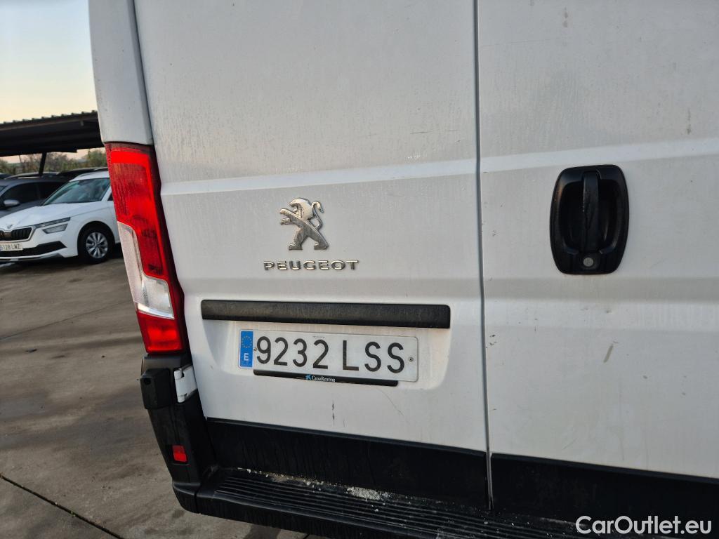  Peugeot  Boxer PEUGEOT  / 2014 / 4P / furgón 333 L2 H1 BHDI 103kW (140CV) S&S 6 V. M (AC) #24