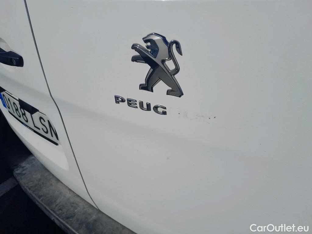  Peugeot  Expert PEUGEOT  / 2016 / 4P / furgón Furgón Premium 1.5 BlueHDi 100 Standard (AC) #39