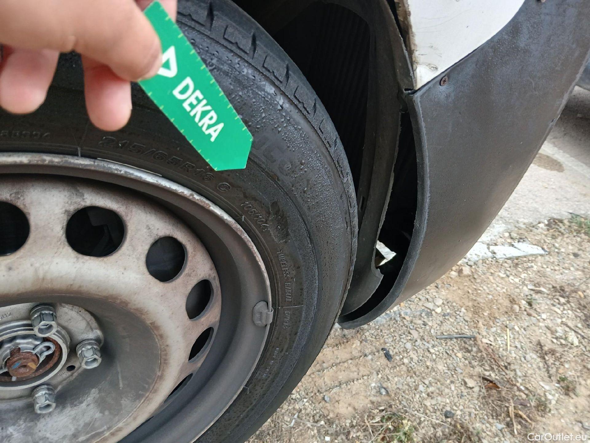  Peugeot  Expert PEUGEOT   Furgón Pro 2.0 BlueHDi 120 S&S Standard (CX) #95