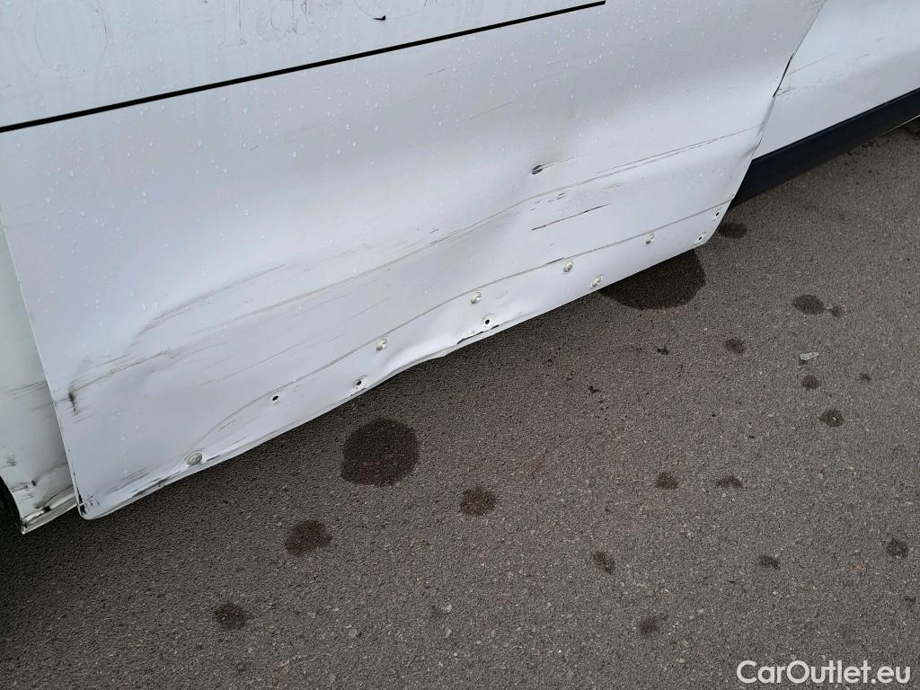  Opel  Vivaro OPEL  / 2019 / 4P / furgón 2.0 Diésel 88kW (120CV) L Inc. Select #26