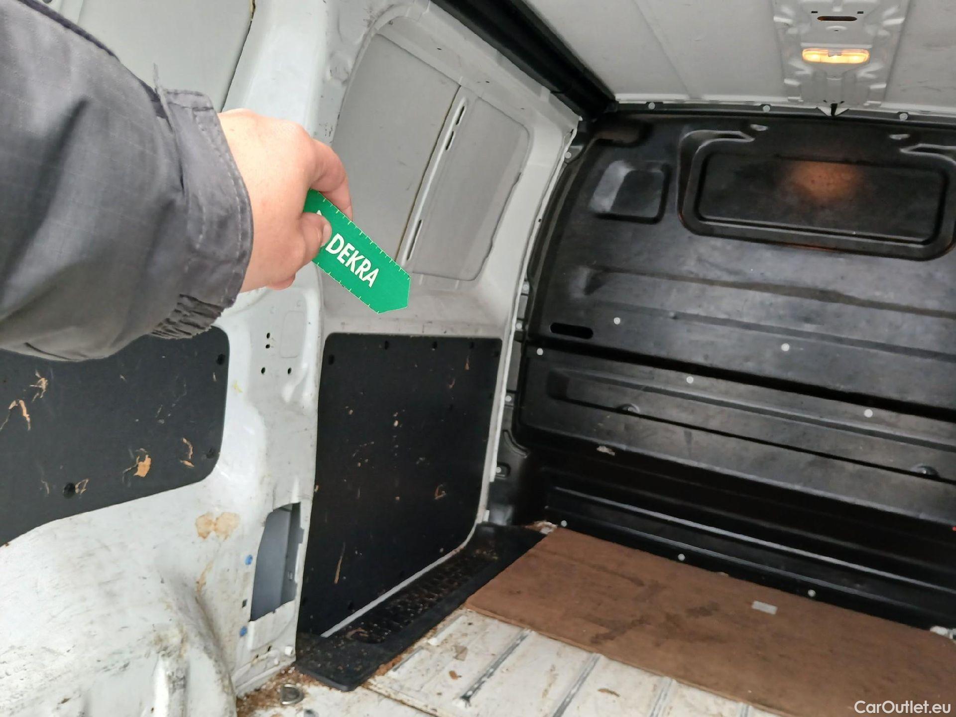  Peugeot  Expert PEUGEOT   Furgón Pro 2.0 BlueHDi 120 S&S Standard (CX) #16