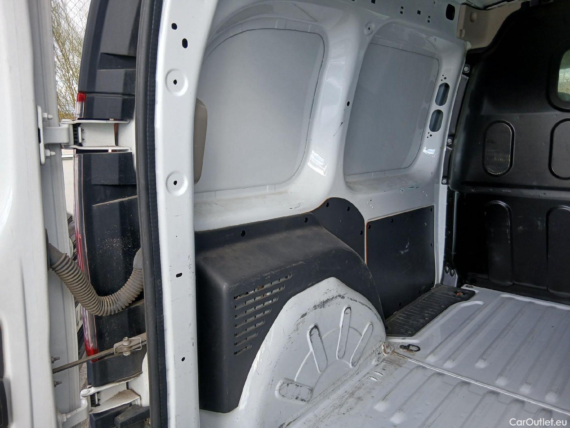  Renault  Kangoo RENAULT  Furgón/2013/3P/furgón derivado de turismo Profesional Blue dCi 70kW (95CV) (CX) #27